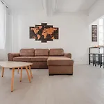 Agreable T2, Climatisation, Central, Paisible -ai Apartamento