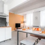 Agreable T2, Climatisation, Central, Paisible -ai Apartamento *